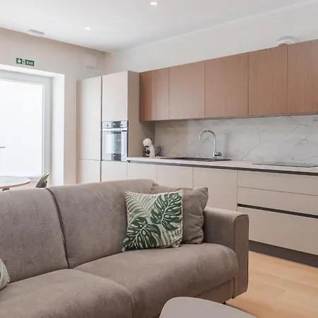 Balluta Bay Seaside By 360 Estates Apartment