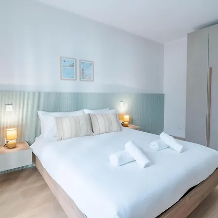 Balluta Bay Seaside By 360 Estates *